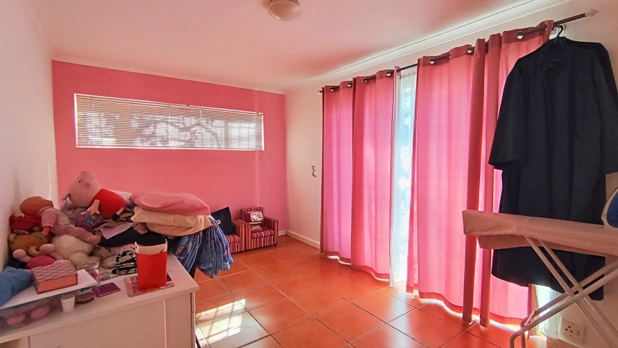 4 Bedroom Property for Sale in Northpine Western Cape